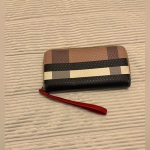 New wallet, super cute. No brand